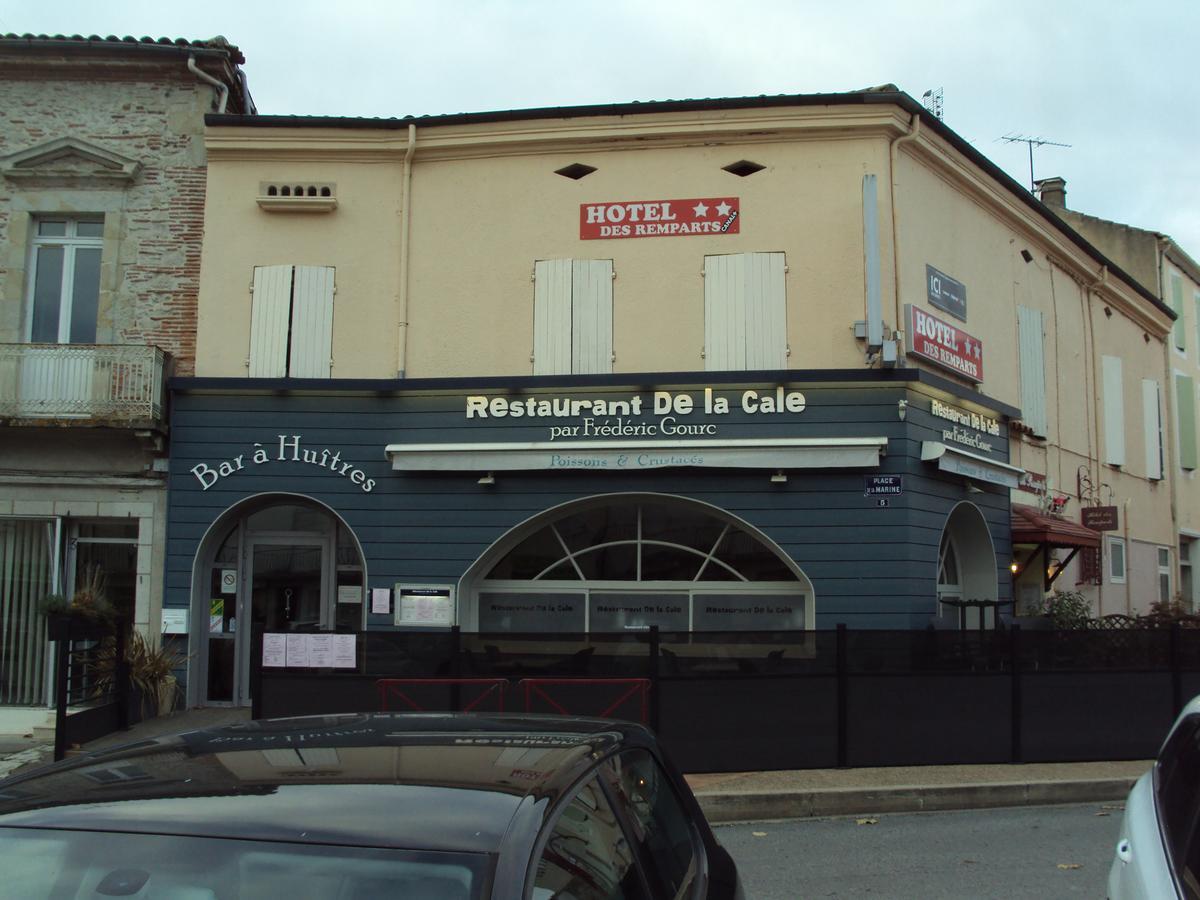 Hotel Des Remparts Villeneuve-sur-Lot Ngoại thất bức ảnh