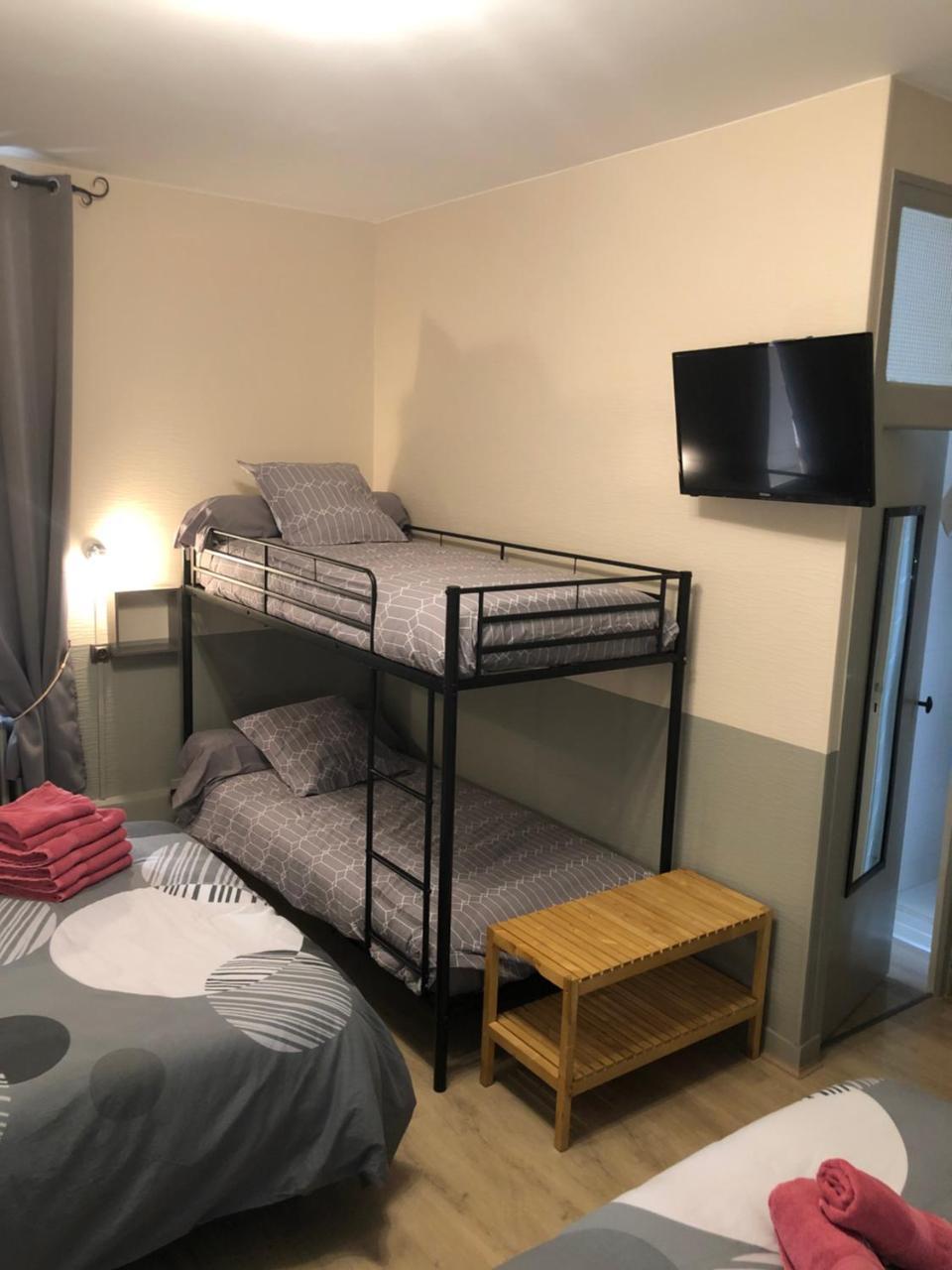 Hotel Des Remparts Villeneuve-sur-Lot Ngoại thất bức ảnh