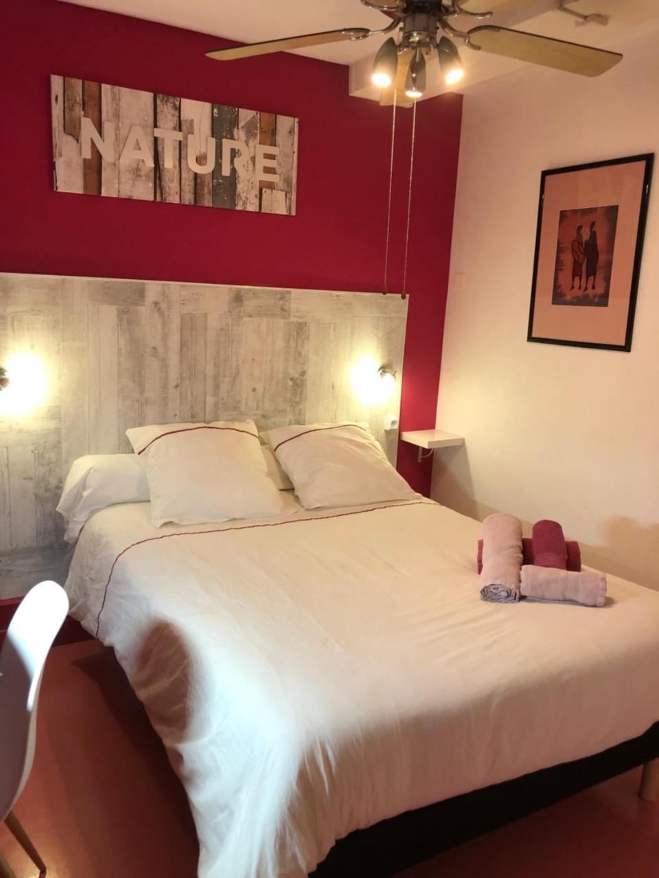 Hotel Des Remparts Villeneuve-sur-Lot Ngoại thất bức ảnh