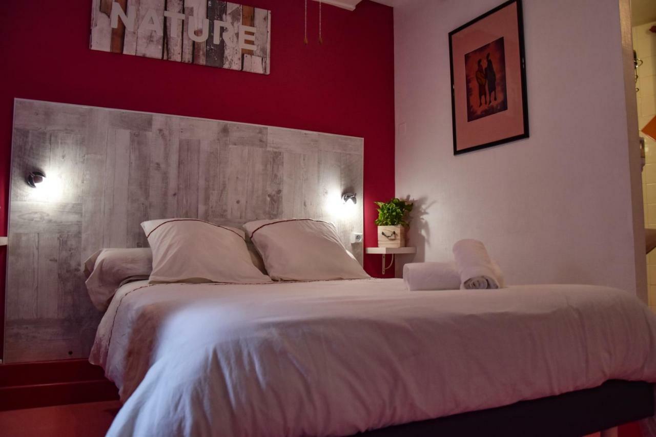 Hotel Des Remparts Villeneuve-sur-Lot Ngoại thất bức ảnh